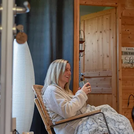 Avec Jacuzzi Privatif Pensionat