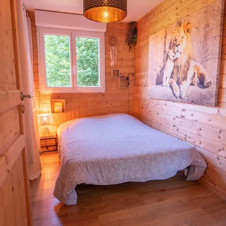 Pensionat Avec Jacuzzi Privatif 3*