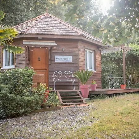 Avec Jacuzzi Privatif 3*