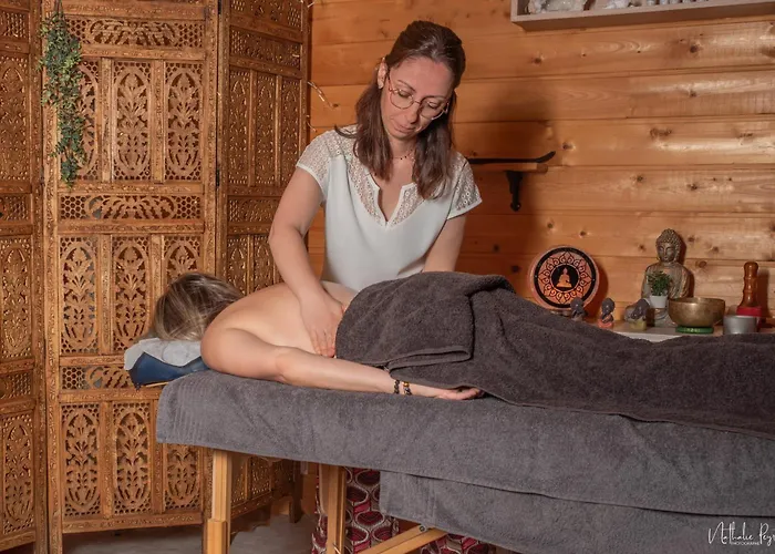 Guest house Avec Jacuzzi Privatif